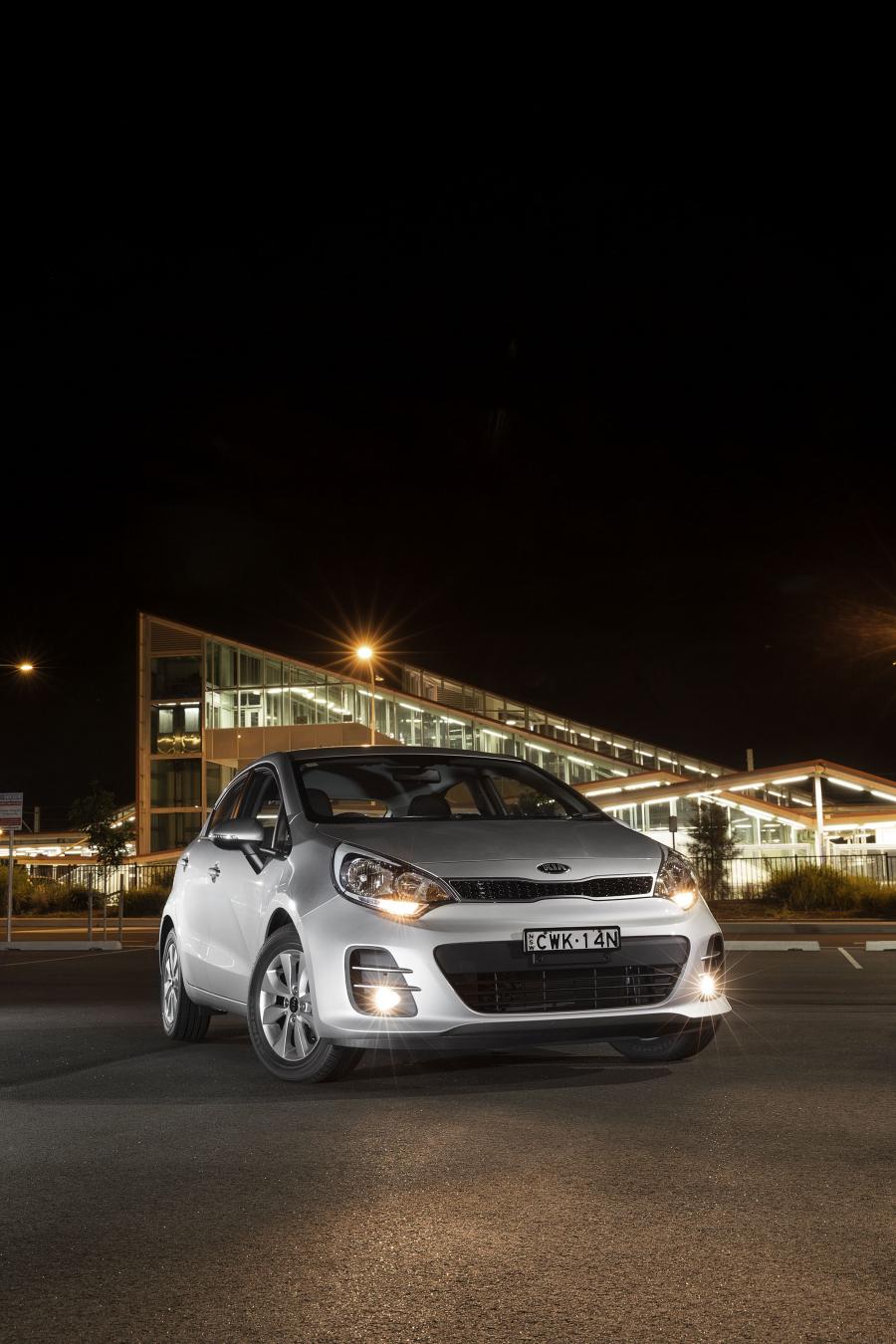  Kia Rio 5-Door 2015 года  (AU) (фото 10 из 13)